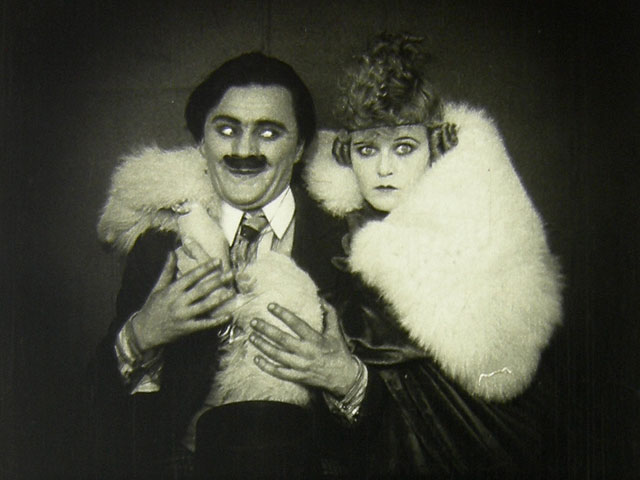 Black Eyes and Blue (1916)